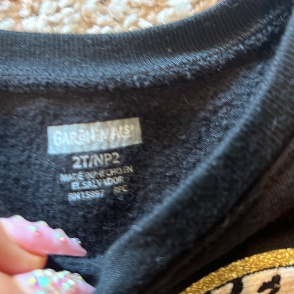 Sweatshirt - Picture 3 of 3